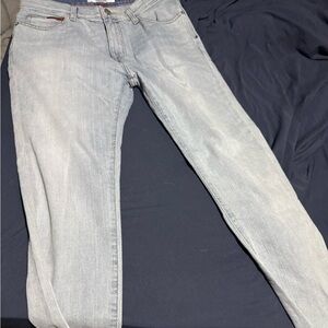 Tommy Hilfiger Denim Jeans with Brown Logo Patch